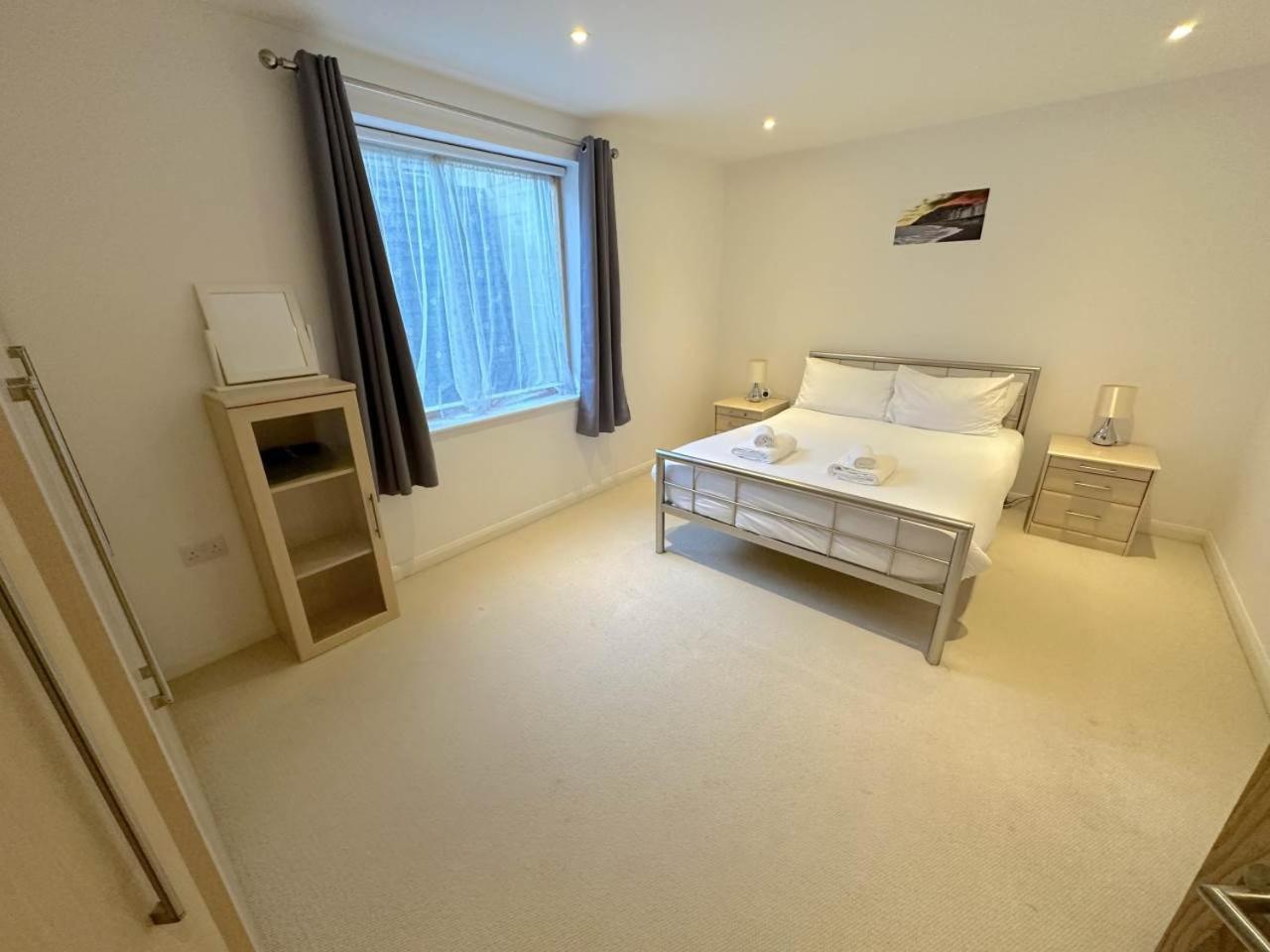 אבריסטוויט Parc Y Bryn Serviced Apartments מראה חיצוני תמונה