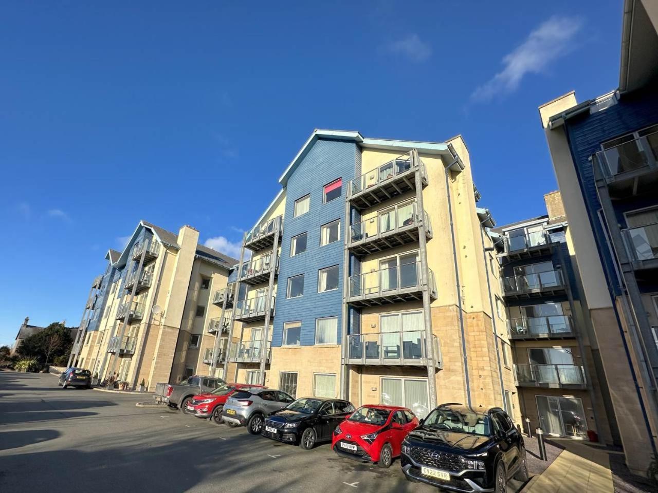 אבריסטוויט Parc Y Bryn Serviced Apartments מראה חיצוני תמונה