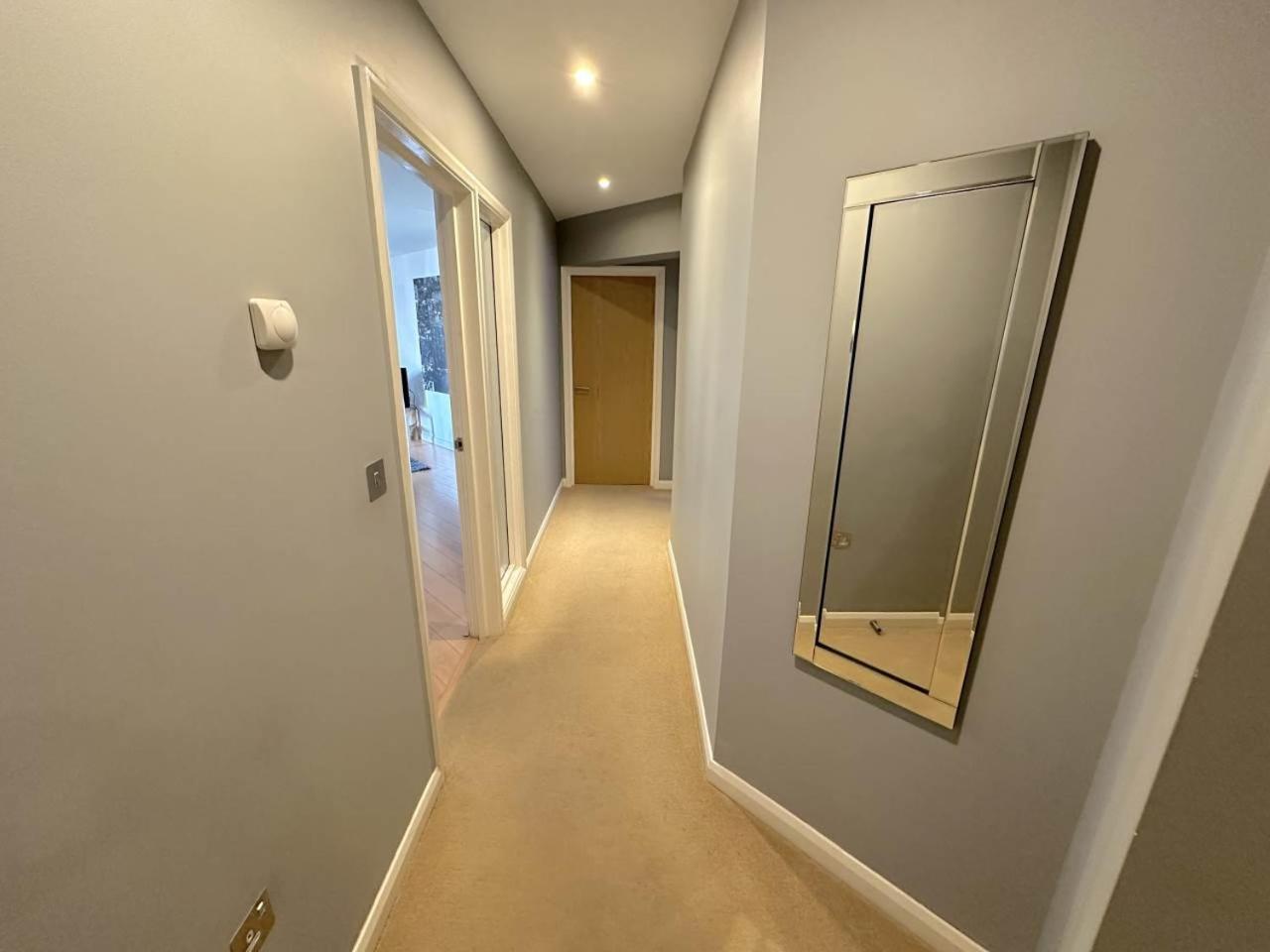 אבריסטוויט Parc Y Bryn Serviced Apartments מראה חיצוני תמונה