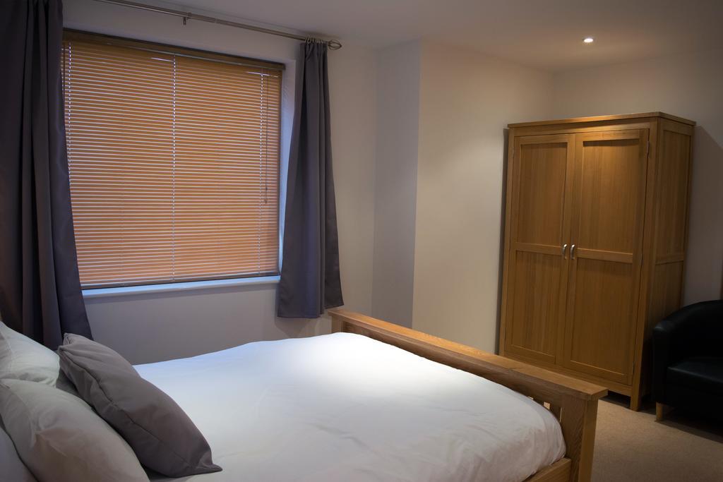 אבריסטוויט Parc Y Bryn Serviced Apartments מראה חיצוני תמונה