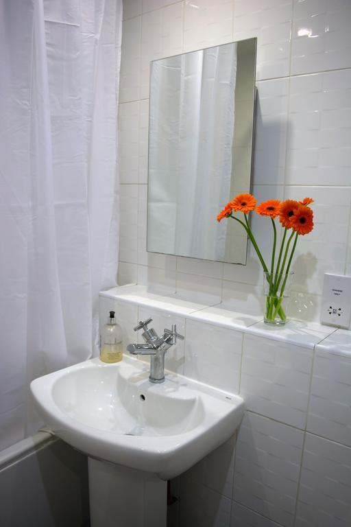 אבריסטוויט Parc Y Bryn Serviced Apartments מראה חיצוני תמונה